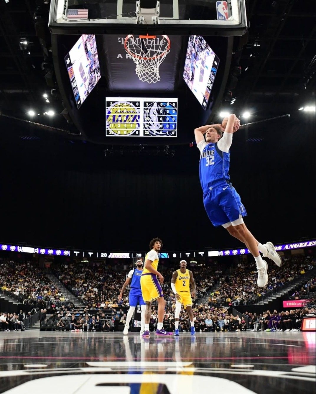 League hosting feature artwork